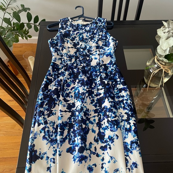 Vince Camuto fitted dress - Picture 4 of 11